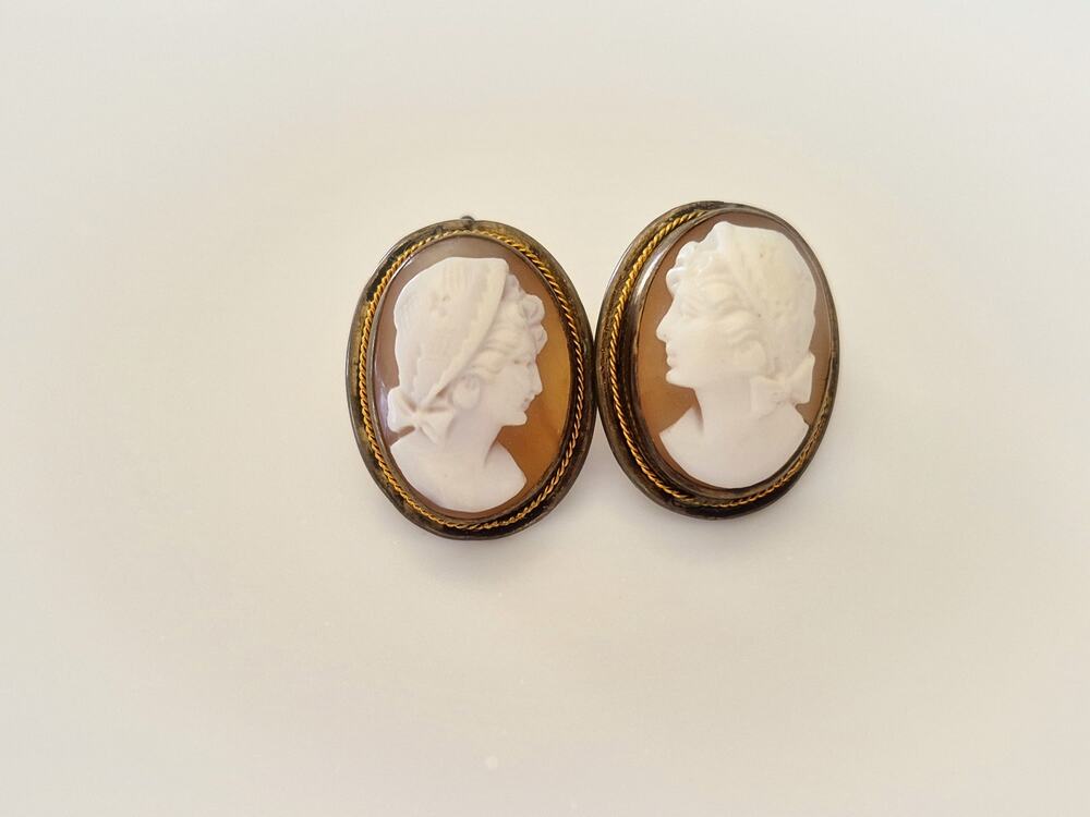 Vintage 800 Silver Victorian Cameo Shell Screw On Earrings